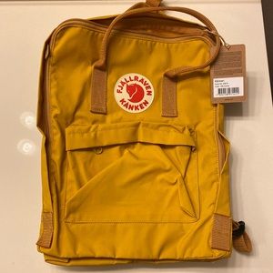 FJALLRAVEN Kånken Backpack